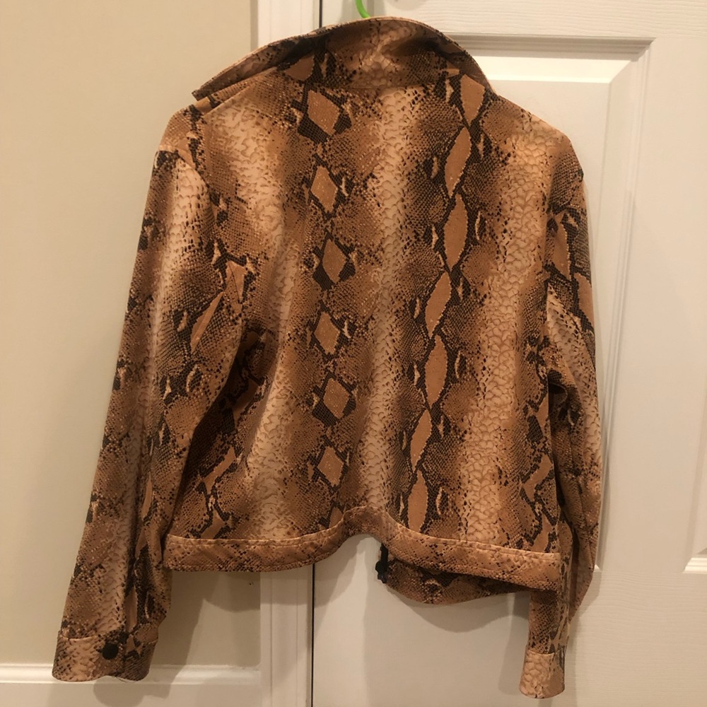 Suede snake sprint jacket!